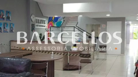 PRÉDIO COMERCIAL NA AV INDEPENDENCIA!