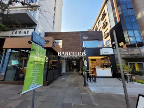 Loja com 1 quarto, 2 banheiros e 55m² à venda no bairro Independencia, Porto Alegre