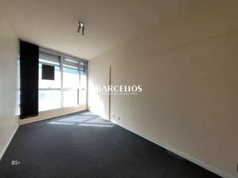 Sala com 1 quarto, 1 banheiro e 43m² para alugar no bairro Centro, Porto Alegre