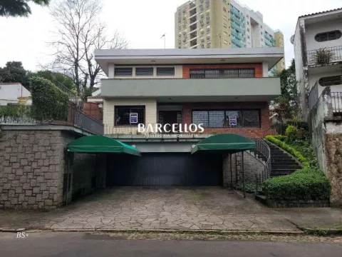 Casa com 4 quartos, 4 banheiros e 500m² à venda no bairro Boa Vista, Porto Alegre
