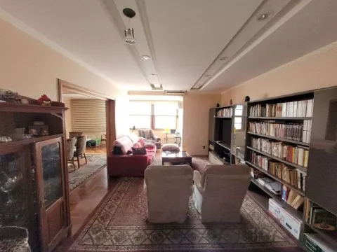 Apto com 3 quartos, 2 banheiros e 156m² à venda no bairro Centro, Porto Alegre
