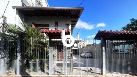 Excelente oportunidade para empresas que buscam um imóvel com amplo espaço, versatilidade e localização privilegiada no bairro Cristo Redentor.