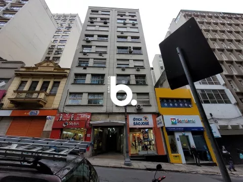 Amplo Conjunto Comercial no Centro Histórico de Porto Alegre - Localização Estratégica!